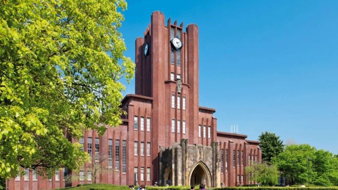 赴日留学毕业后留校当教授值不值？收入怎么样？|日本留学