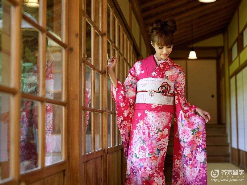 日本的和服